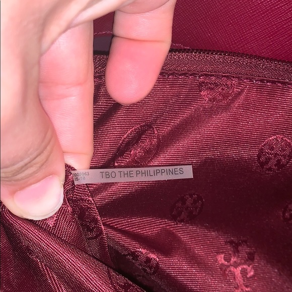 Tory Burch - Emerson Large Buckle Tote  Authentic! - Picture 8 of 8